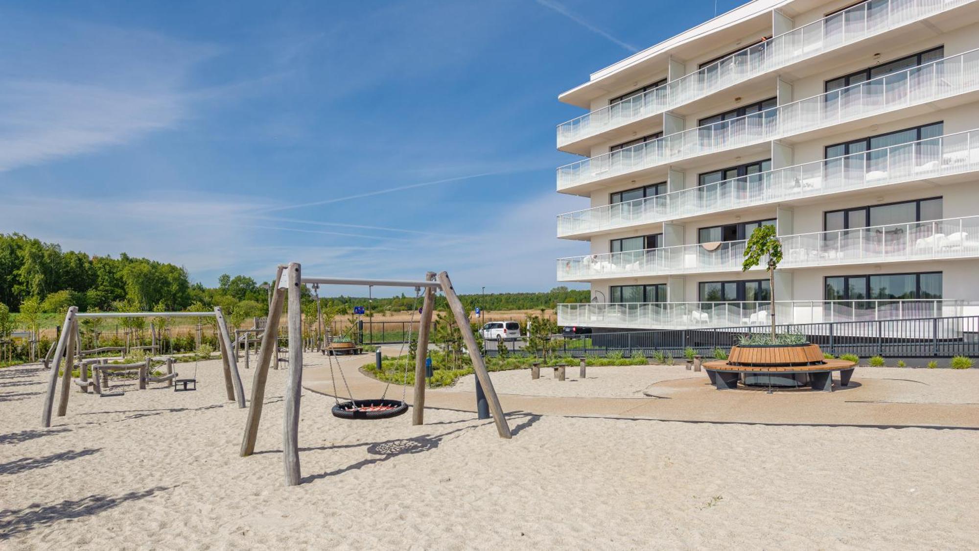 Apartament Lux Tukan B003, Polanki Aqua - Holiday City Kołobrzeg Exterior foto